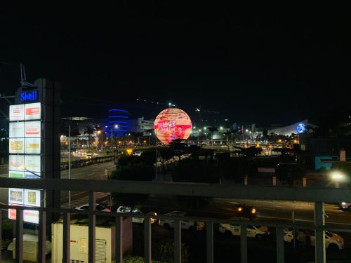 staycation in shell residences by aiza