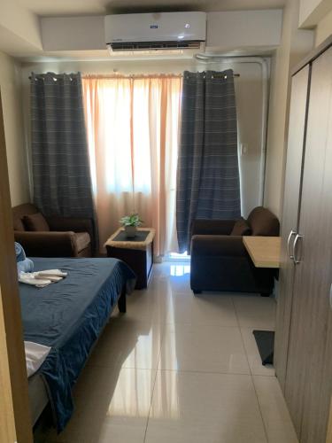 staycation in shell residences by aiza