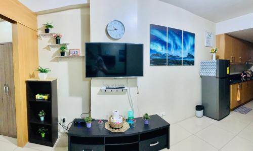 staycation in shell residences by aiza