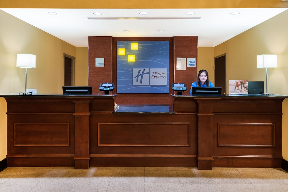 holiday inn express north east by ihg