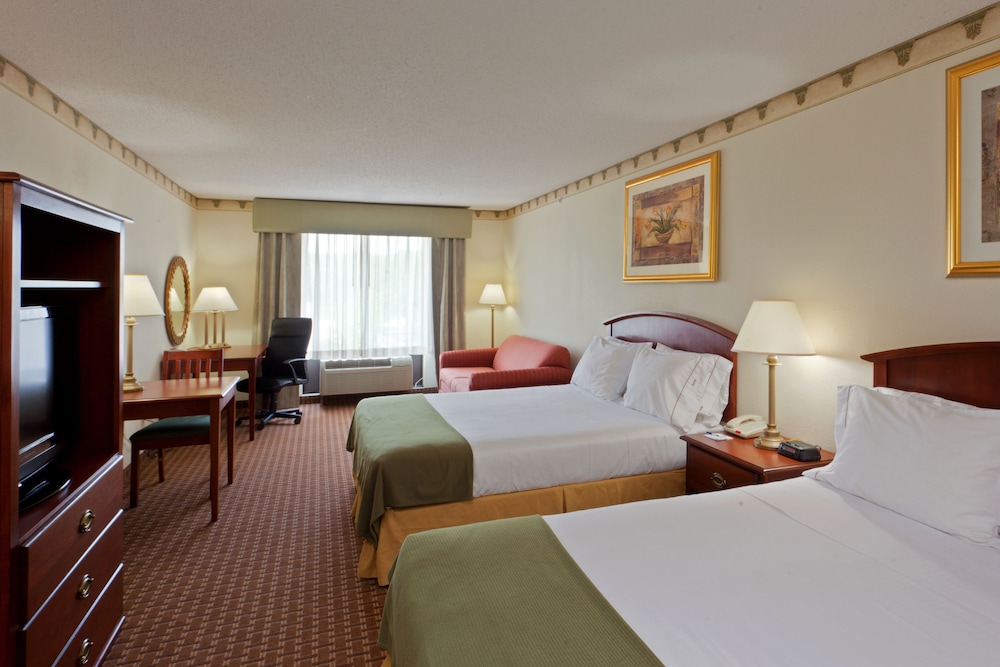holiday inn express north east by ihg