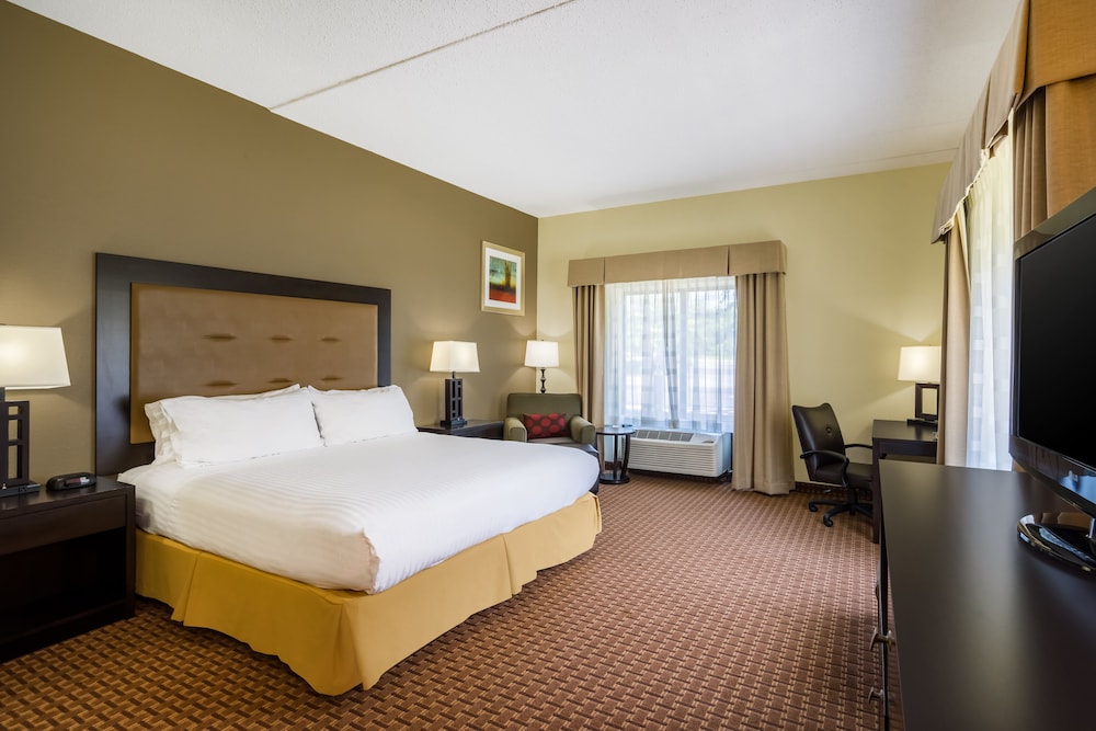 holiday inn express north east by ihg