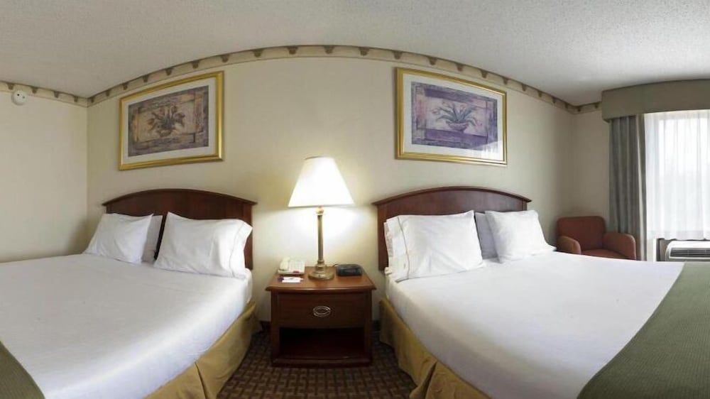 holiday inn express north east by ihg