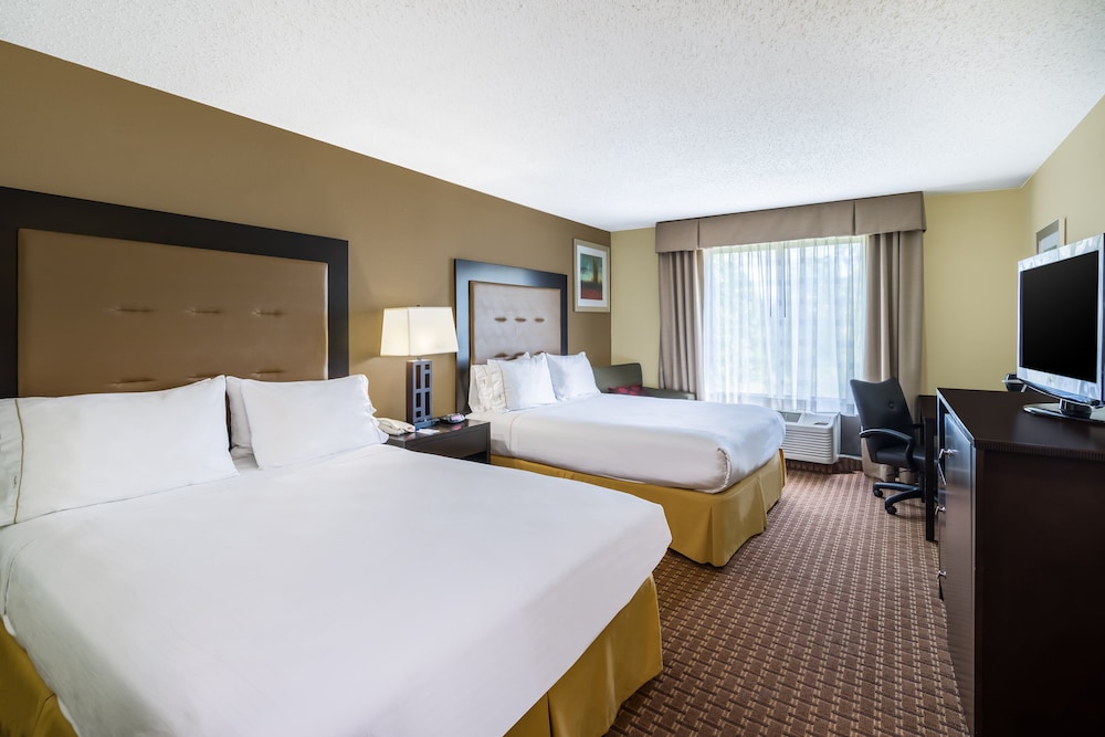 holiday inn express north east by ihg