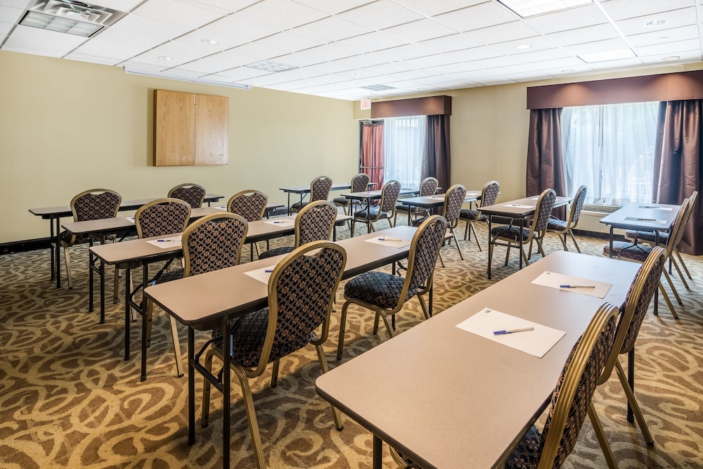 holiday inn express north east by ihg