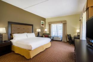 holiday inn express north east by ihg