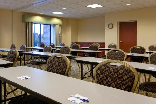 holiday inn express north east by ihg