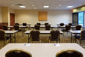 holiday inn express north east by ihg