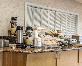 americas best value inn pilot mountain