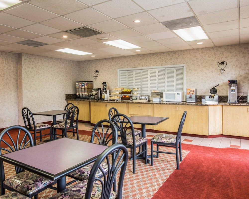 americas best value inn pilot mountain