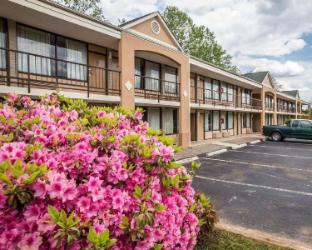 americas best value inn pilot mountain