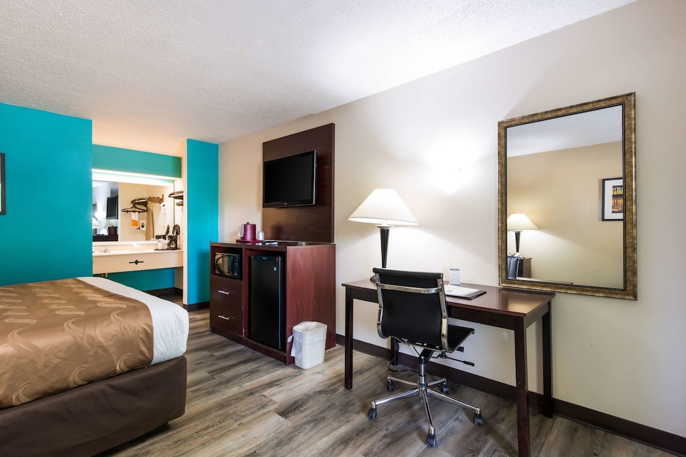 quality inn and suites rockingham