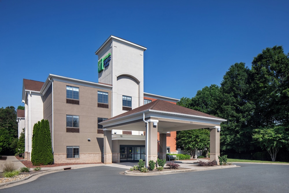holiday inn express and suites albermarle by ihg
