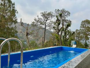 the lalitas majestic pines