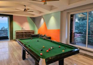 the lalitas majestic pines