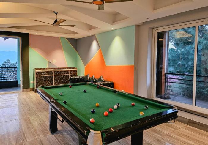 the lalitas majestic pines