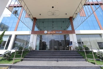 vrr hotels and convention centre