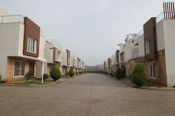 vrr hotels and convention centre