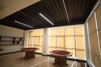 vrr hotels and convention centre