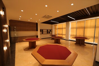 vrr hotels and convention centre