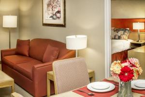 cartier place suite hotel