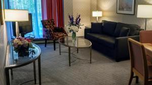 cartier place suite hotel