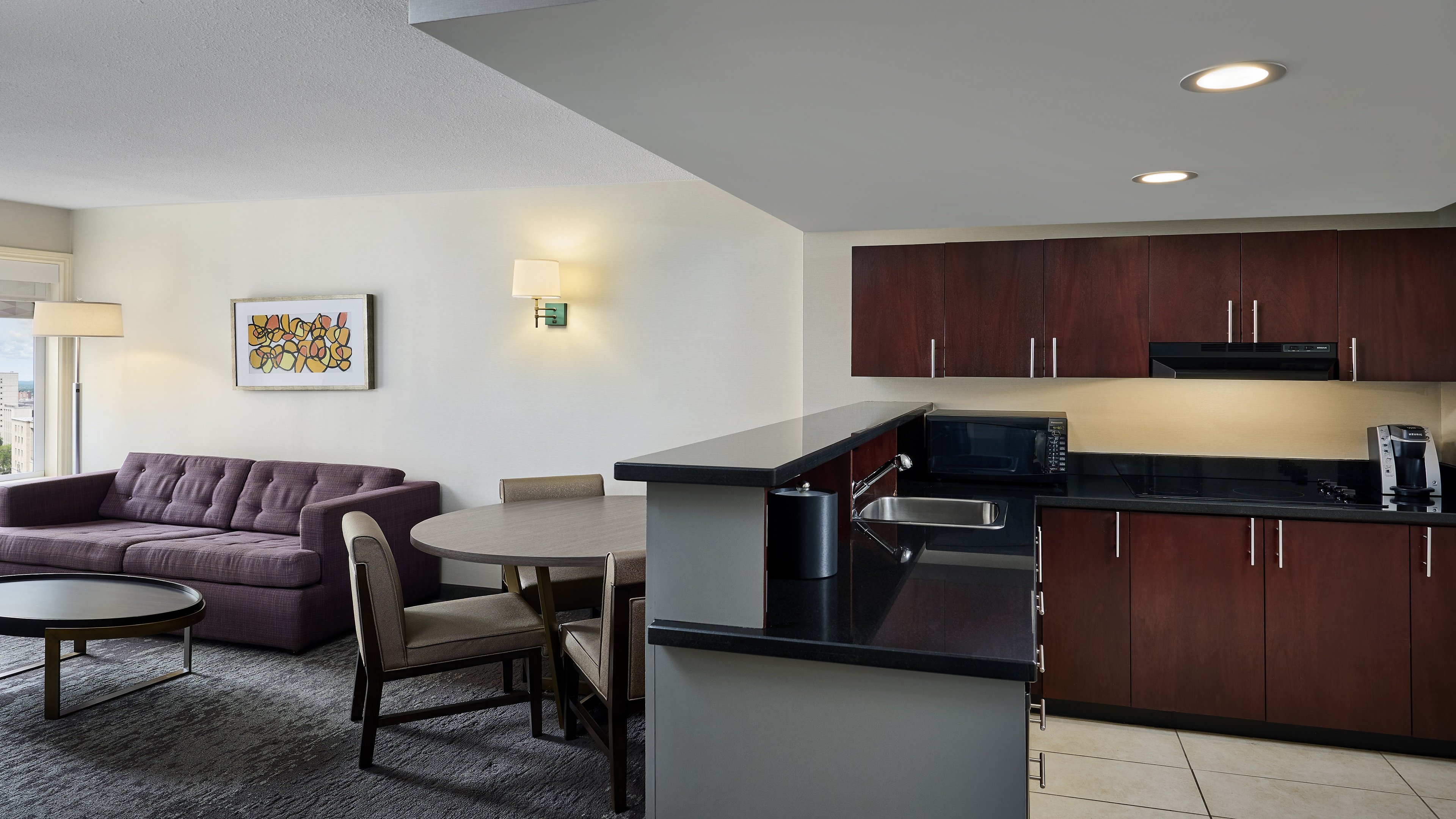 holiday inn ottawa dwtn parliament hill by ihg