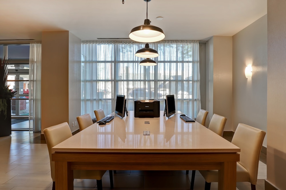 holiday inn ottawa dwtn parliament hill by ihg