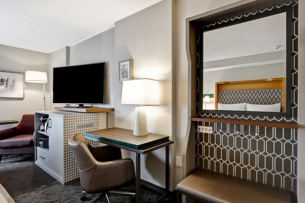 holiday inn ottawa dwtn parliament hill by ihg