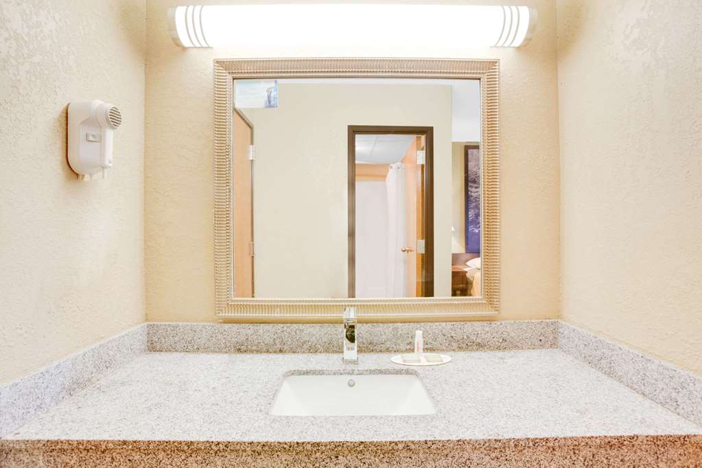 super 8 by wyndham morrilton