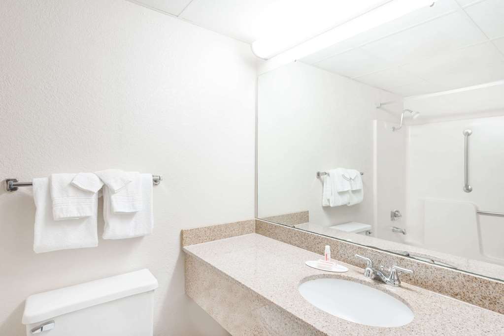 days inn by wyndham kirksville