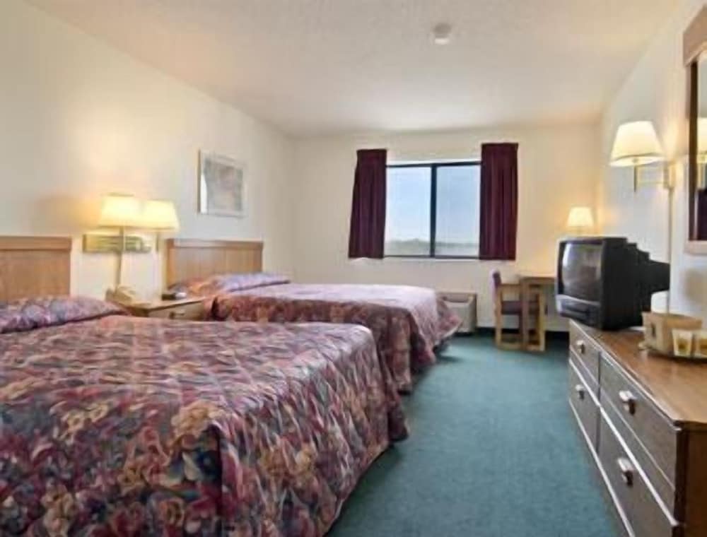 super 8 by wyndham chillicothe