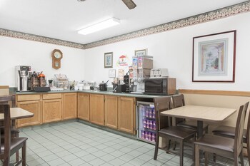 super 8 by wyndham chillicothe