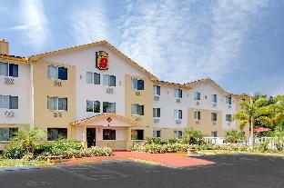 Super 8 By Wyndham Clearwater/St. Petersburg Airport,Clearwater Beach>>Clearwater,2 star