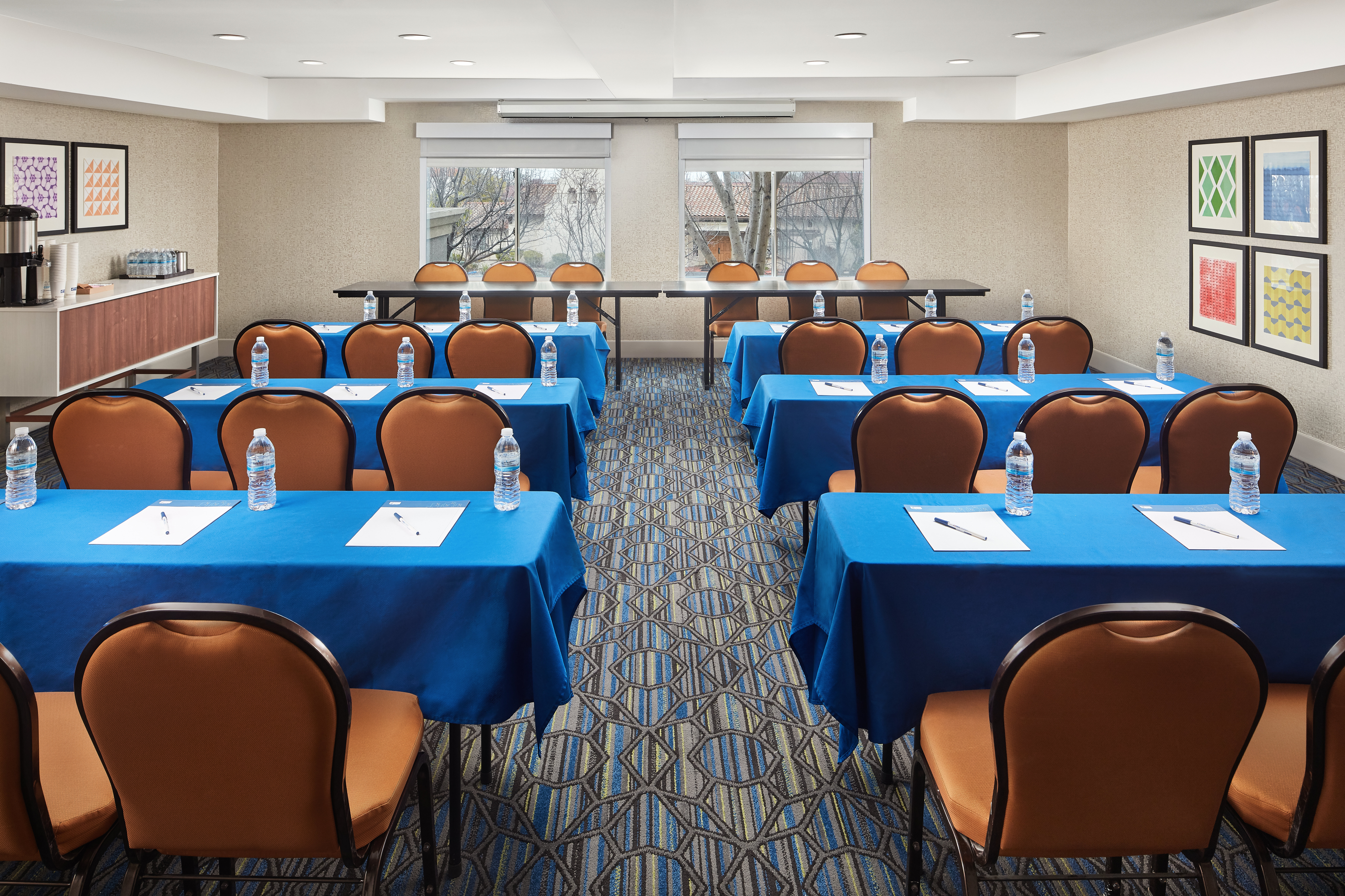 holiday inn express suites belmont by ihg