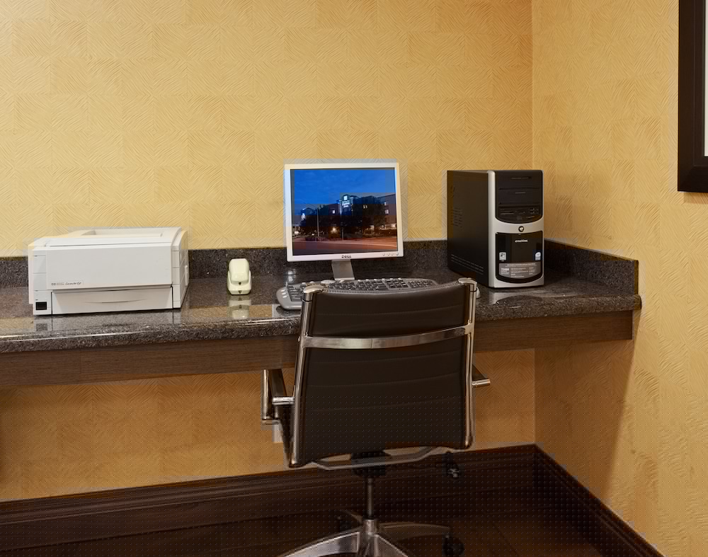 holiday inn express suites belmont by ihg