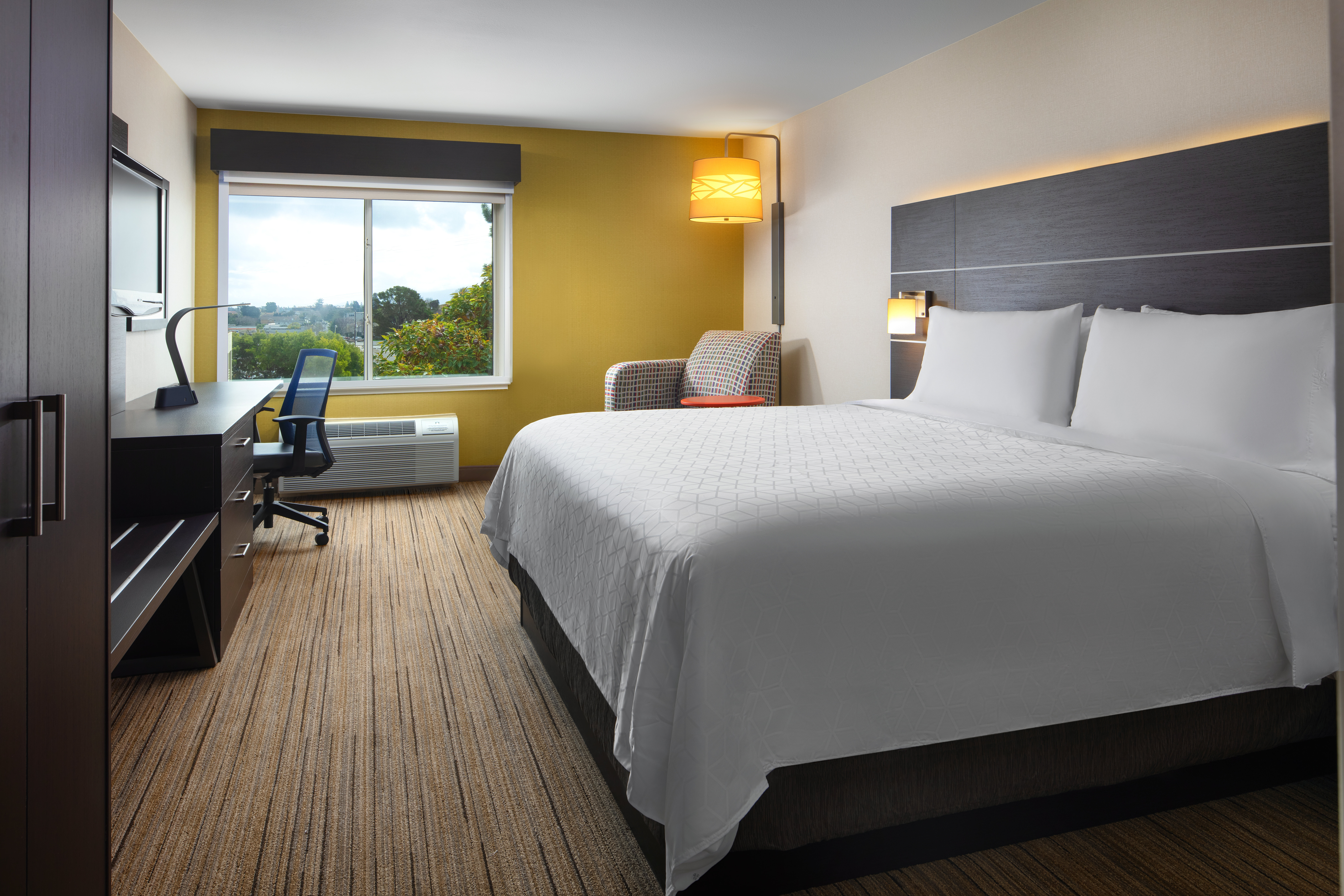 holiday inn express suites belmont by ihg