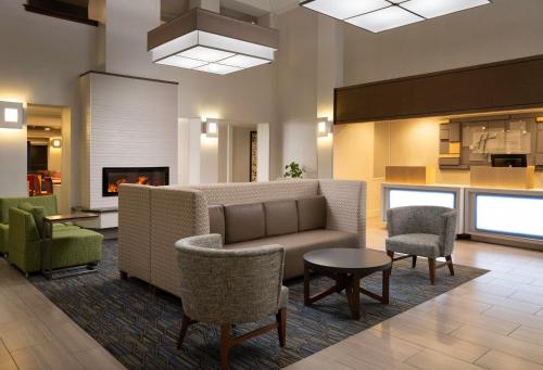 holiday inn express suites belmont by ihg