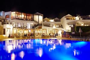 flamingo beach resort