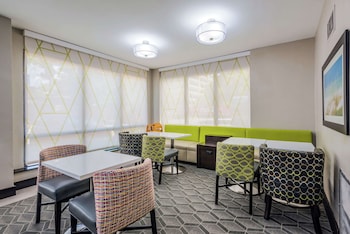hampton inn tampa international airport westshore
