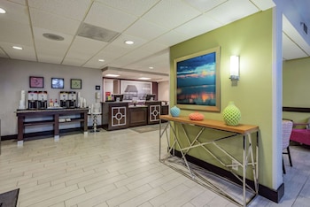 hampton inn tampa international airport westshore
