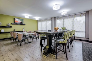 hampton inn tampa international airport westshore