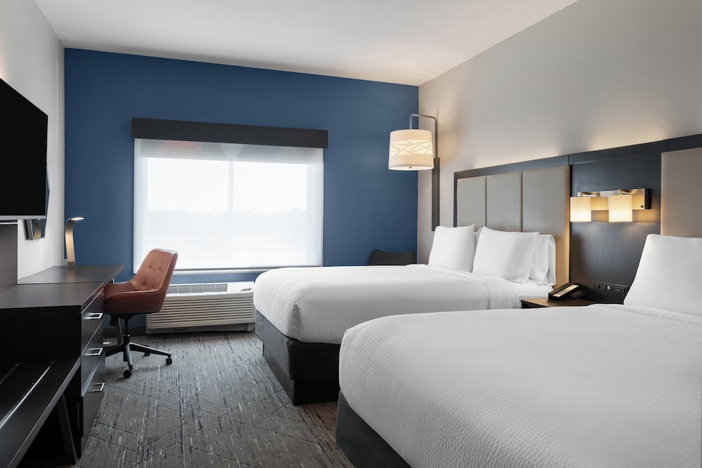 holiday inn express and suites tampa east ybor city