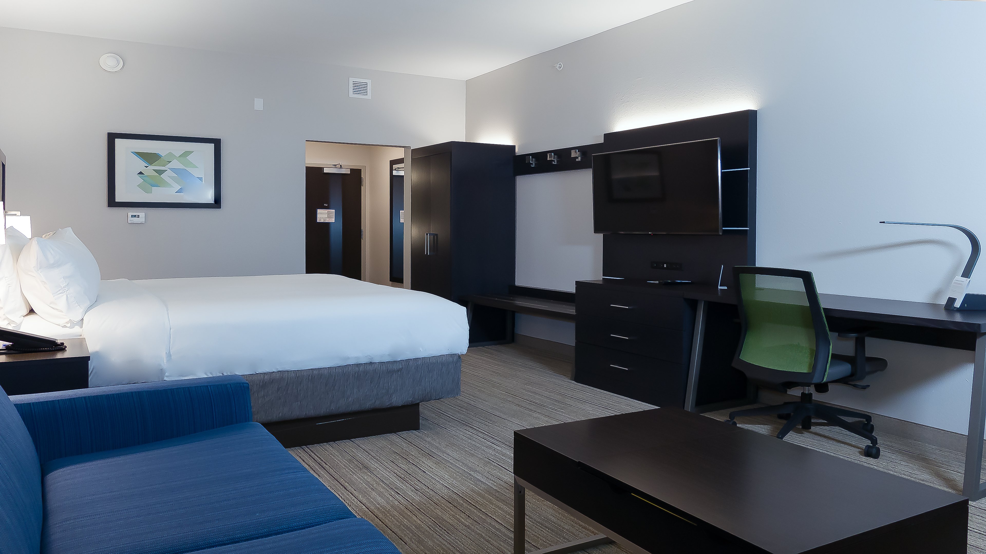 holiday inn express and suites tampa east ybor city