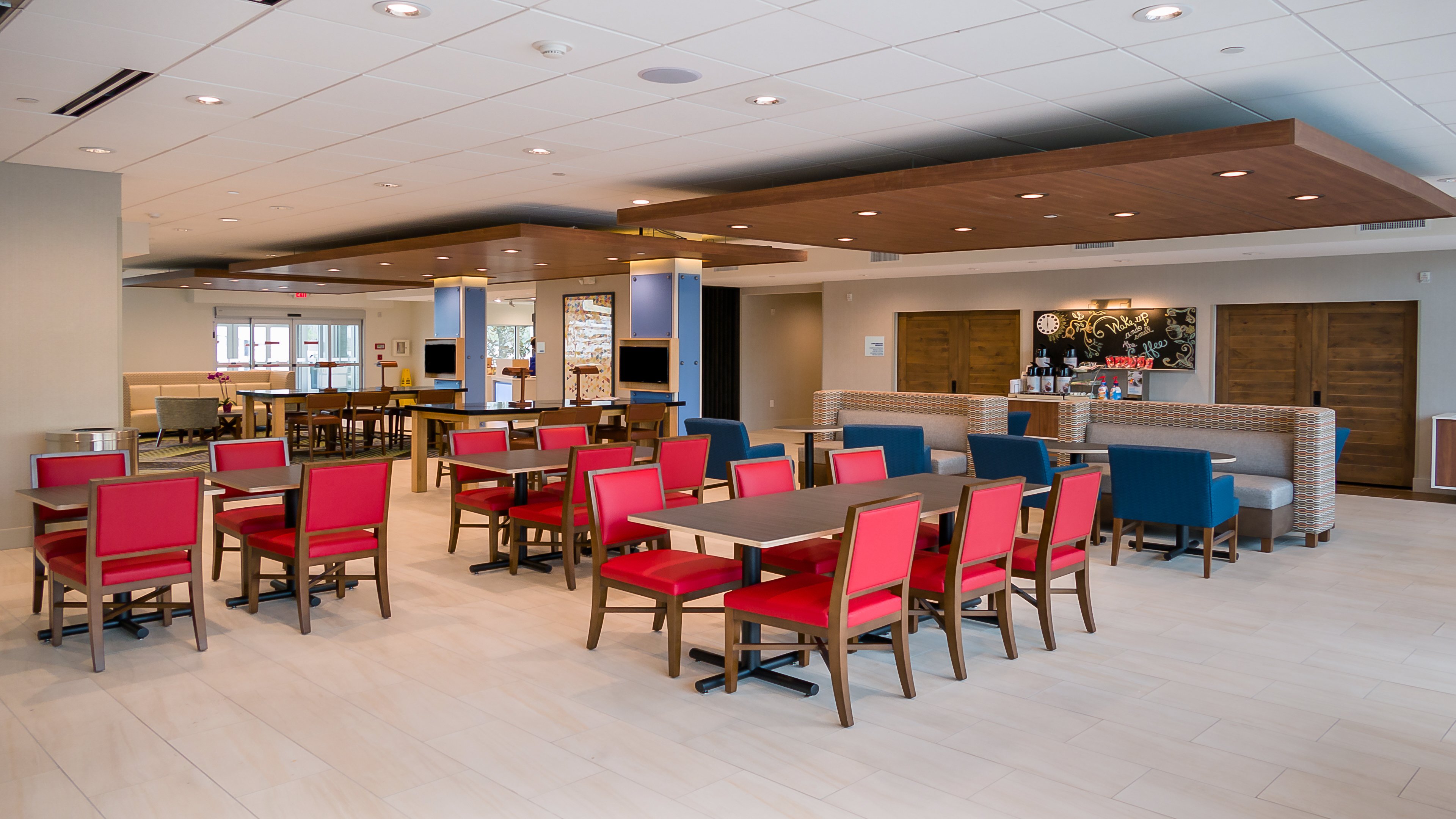 holiday inn express and suites tampa east ybor city