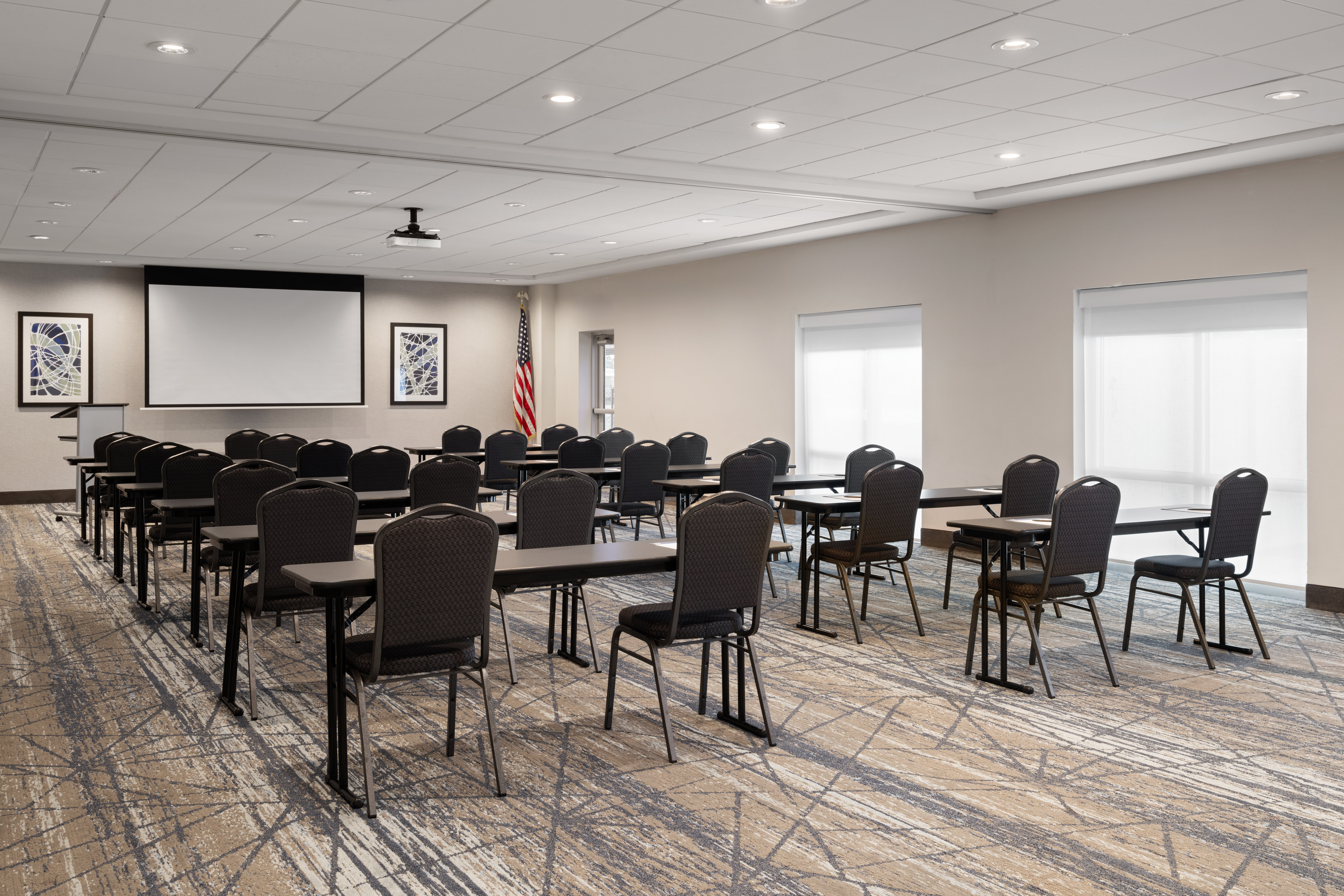 holiday inn express and suites tampa east ybor city