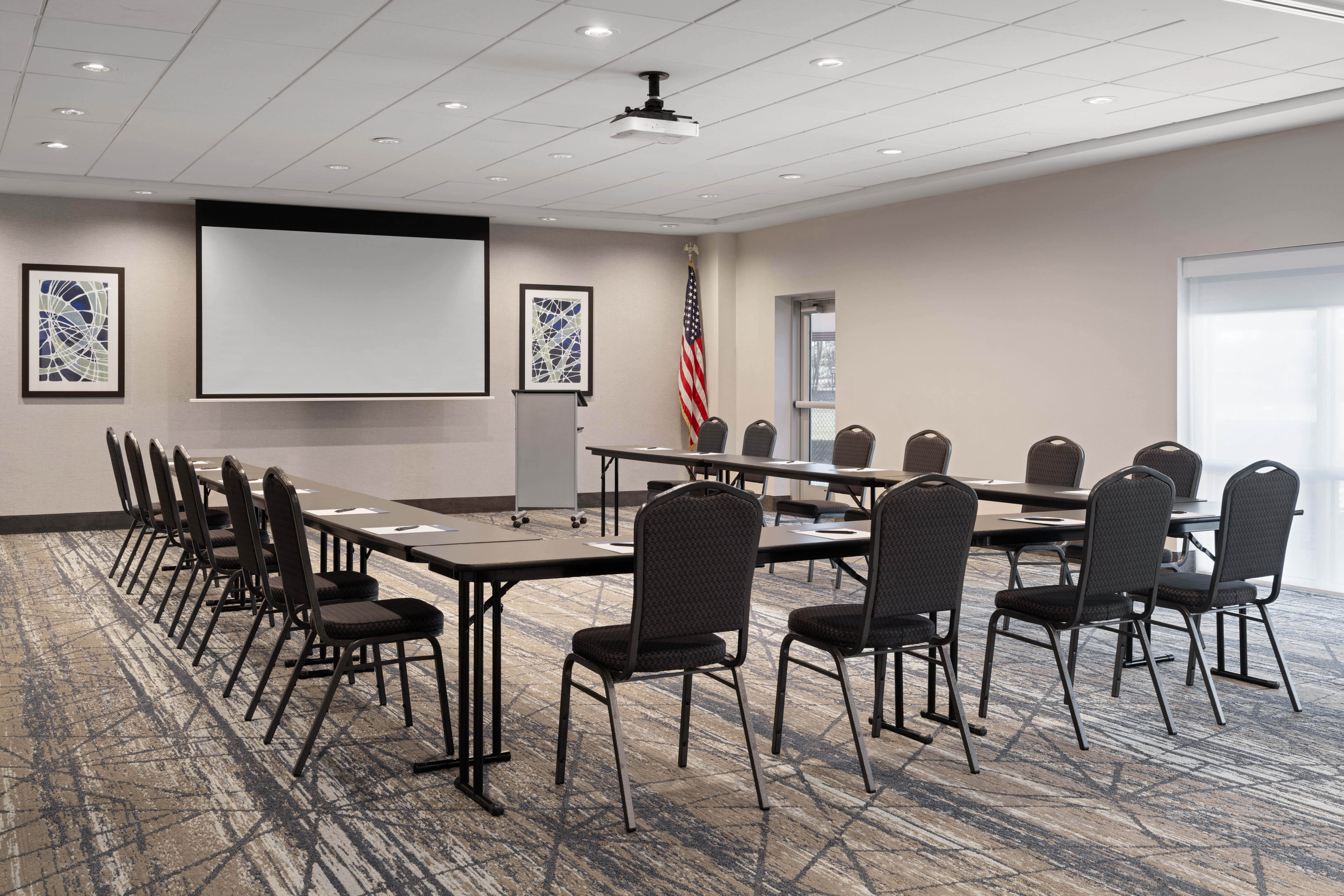 holiday inn express and suites tampa east ybor city