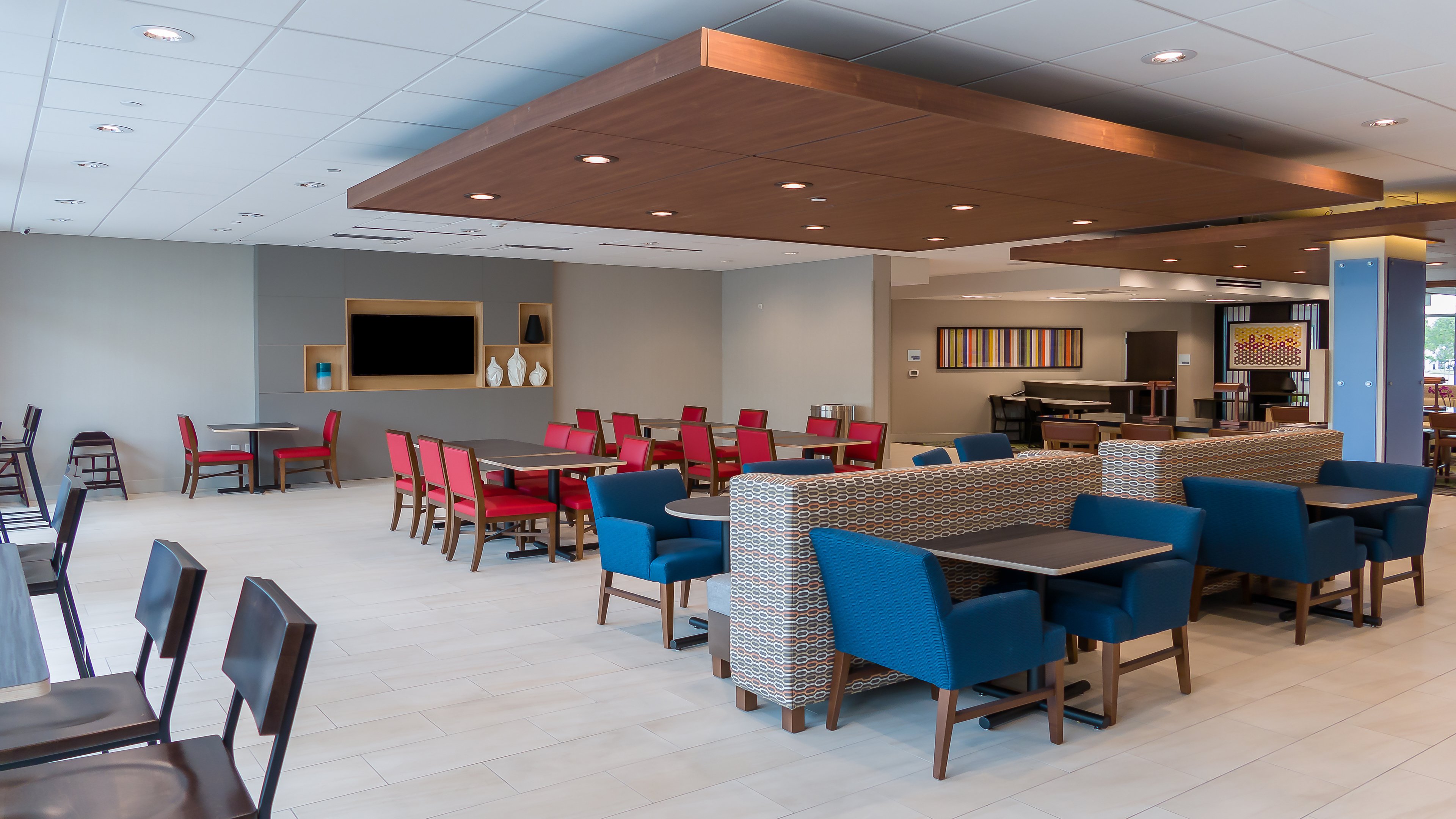 holiday inn express and suites tampa east ybor city