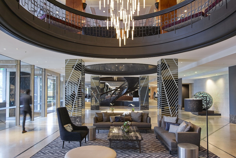 pullman melbourne on the park