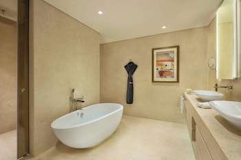 autograph collection la ville hotel city walk dubai